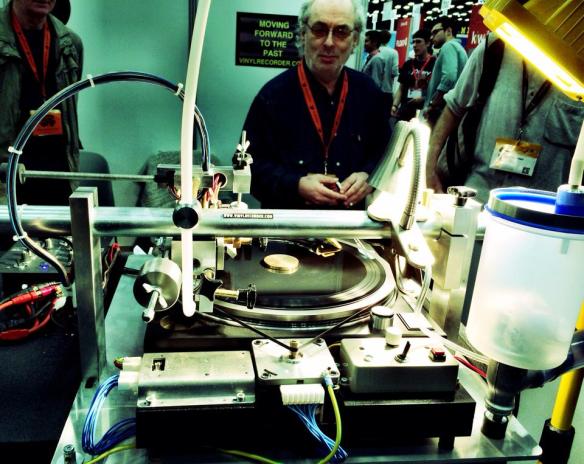 photo by leslie simon